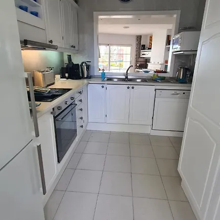 Sandy House * Εστεπόνα